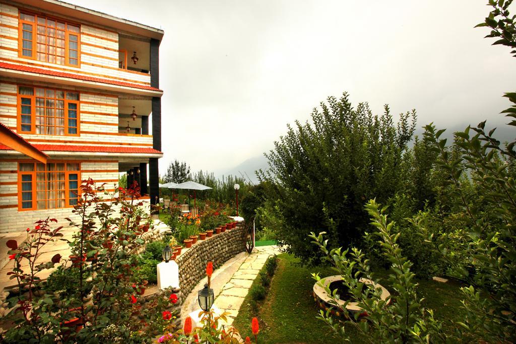 Naina Resort And Cottages - Manali (Himachal Pradesh) — Photos 2